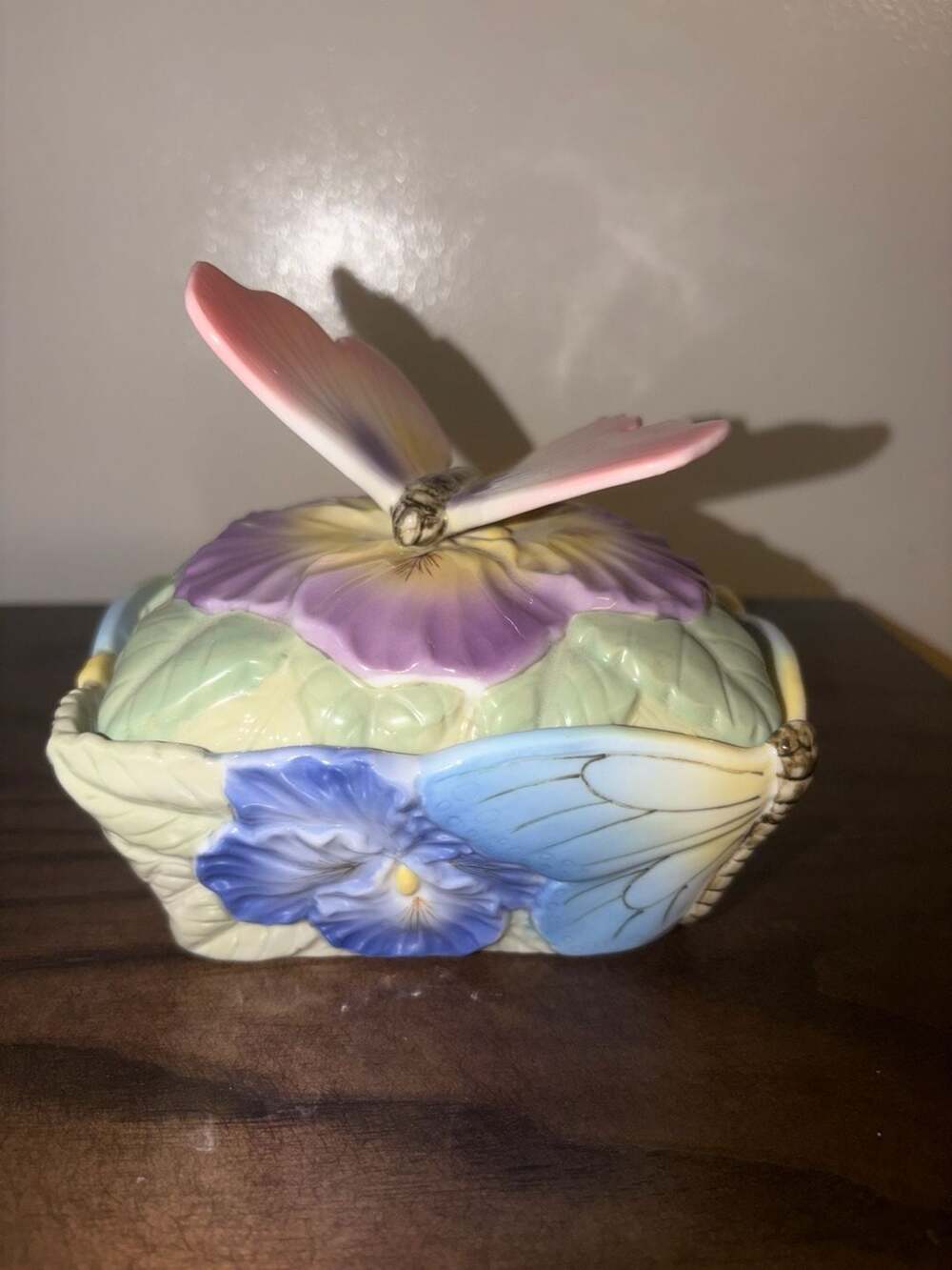 San Francisco Music Box Company Butterfly Trinket Box Porcelain